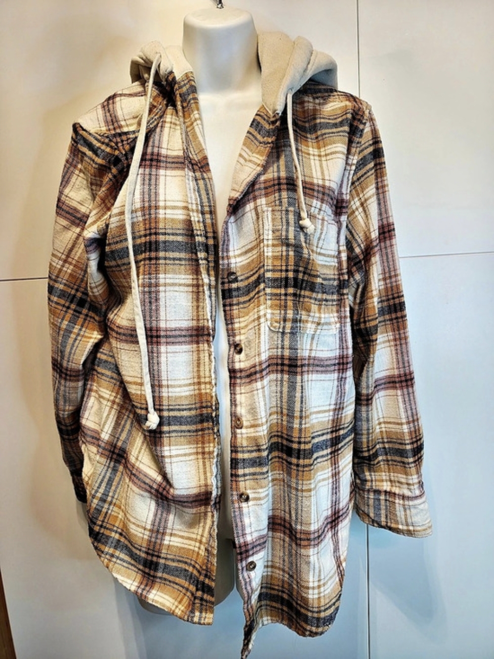 Love Tree Plaid Hooded Flannel Shacket Cream Tan Pink Size L